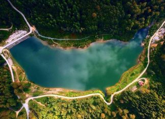 Jezero Selište – Bajkovito mesto na Goču Jezero Selište