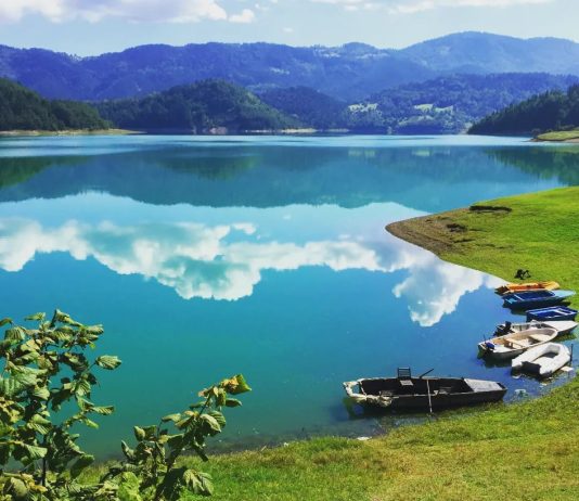 Zaovinsko jezero – Najveće jezero na Tari Zaovinsko jezero