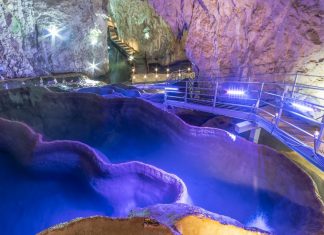 Stopića pećina – Rečna pećina sa Trnavskim potokom Stopića pećina