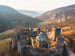 Manasija – Zadužbina despota Stefana Lazarevića Manastir Manasija