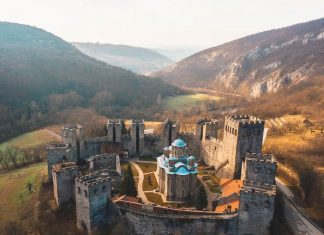 Manasija – Zadužbina despota Stefana Lazarevića Manastir Manasija
