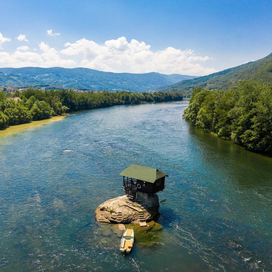 Kućica na Drini