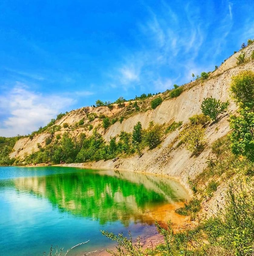 Bešenovačko jezero