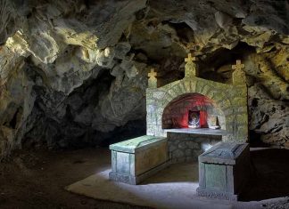 Kađenica – Srpsko gubilište i svetilište (crkva-pećina) Kađenica