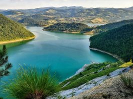 Jezero Rovni – Tirkizni biser valjevskog kraja Jezero Rovni