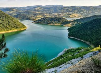 Jezero Rovni – Tirkizni biser valjevskog kraja Jezero Rovni