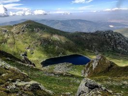 Štrbačko jezero ili Livadičko jezero – Biser Šar-planine Štrbačko jezero