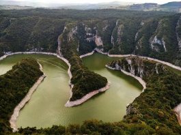 Vidikovac Molitva – Najlepši pogled na meandre Uvca Vidikovac Molitva