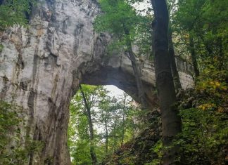 Prerast Samar – Kameni most lučnog oblika Prerast Samar