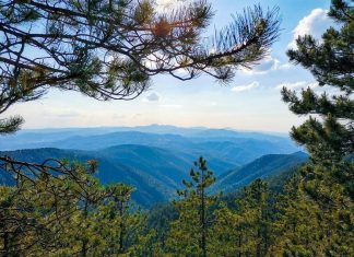Vidikovac Golubac na Divčibarama (1056 mnv) Vidikovac Golubac