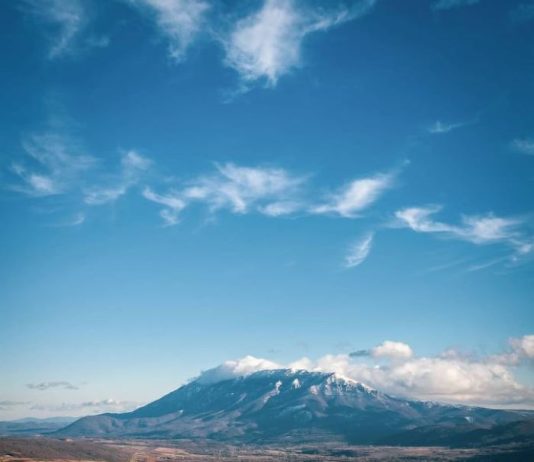 Obilazak planine Rtanj – Putešestvije Čika Zokija Obilazak planine Rtanj