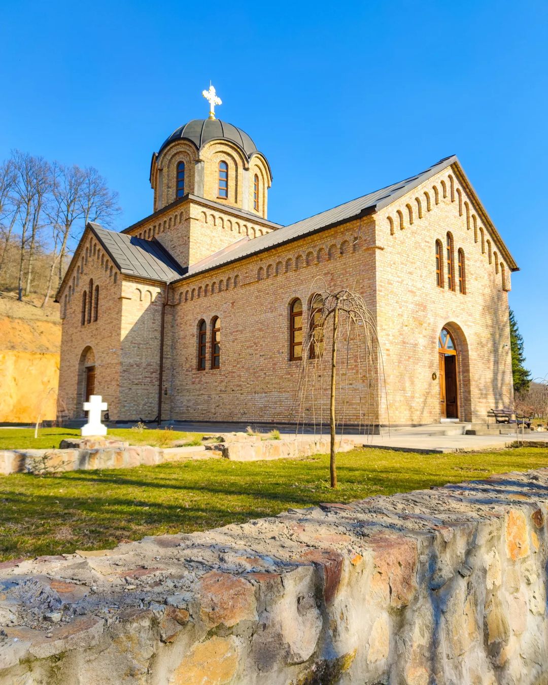 Manastir Bešenovo